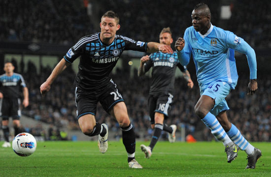 球足坛的突 球足坛的突